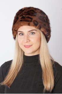 Spotted mink fur hat